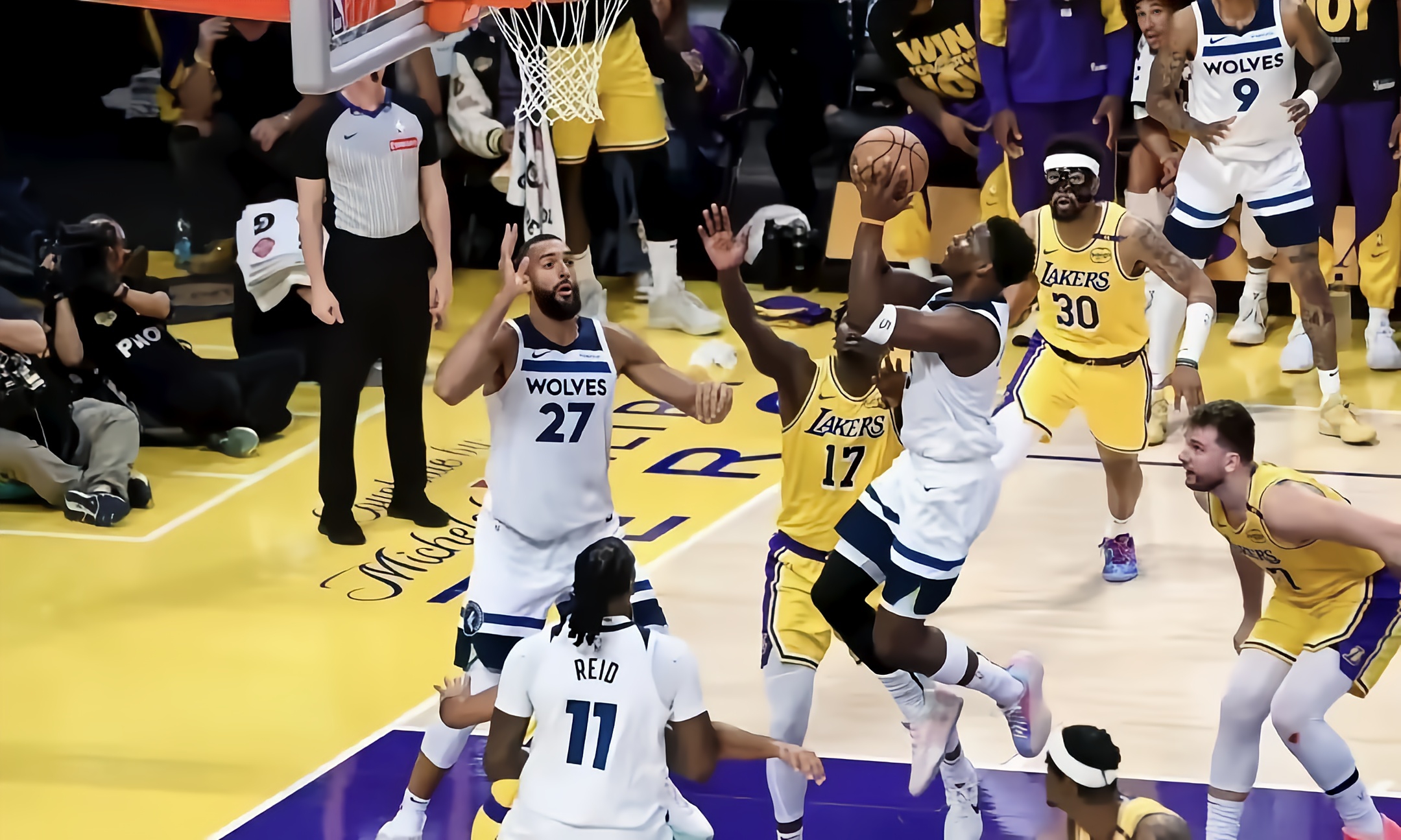 九游games-包含赛后体能课后，洛杉矶湖人强势反弹备战德国杯，话题不断，细节决定成败的词条-九游games